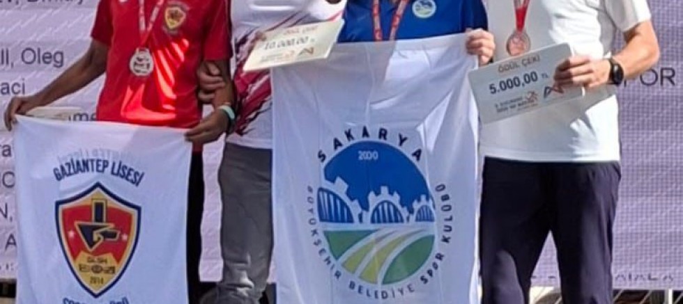 Uluslararası maratonda birincilik kürsüsü Sakaryalı sporcunun